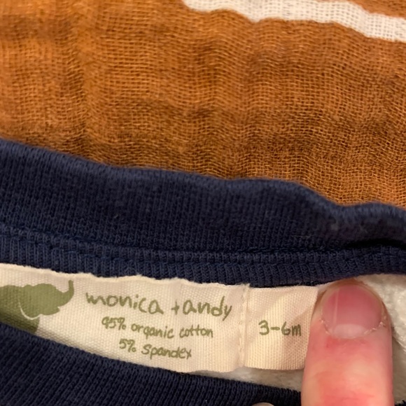 Monica and Andy sweatshirt - Picture 2 of 3